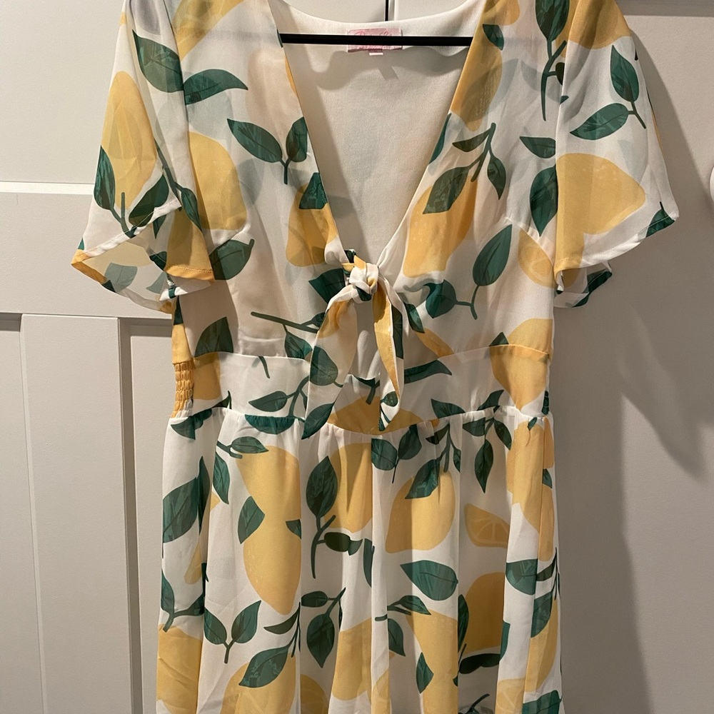 Pink Lily Lemon Romper - Size Small - Picture 2 of 4